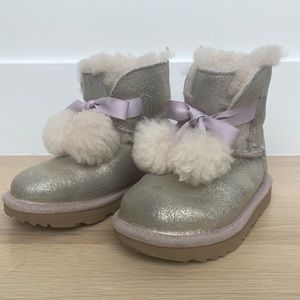 Girls Gold Metallic Gita Ugg boot